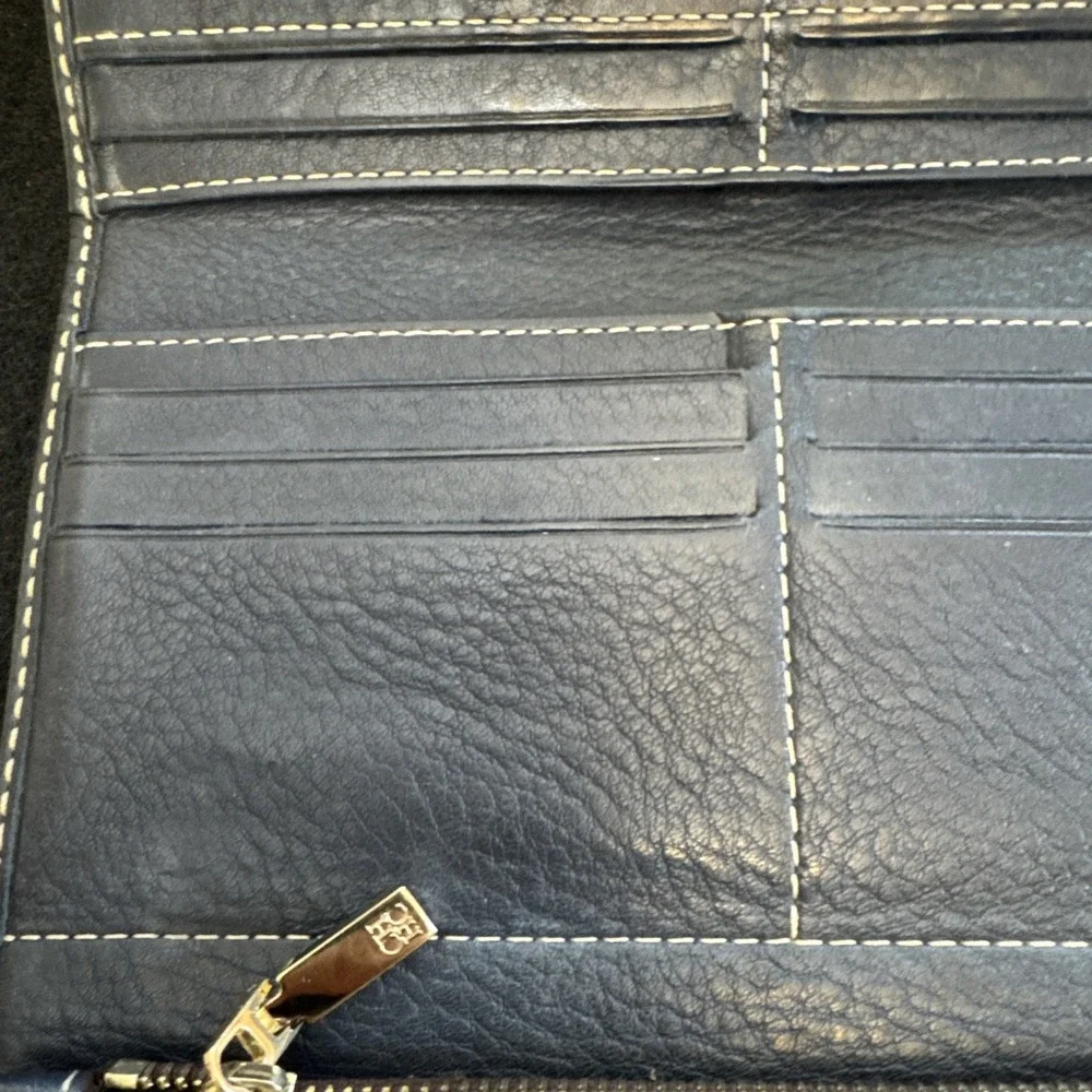 CH Carolina Herrera Leather Trifold  Wallet with Removable Coin Purse Continenta
